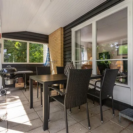 Harri - 700m From The Sea By Interhome Hébergement de vacances Bøtø By