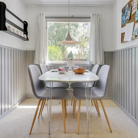 Hébergement de vacances Harri - 700m From The Sea By Interhome Bøtø By